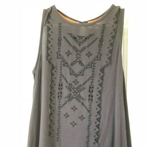 Cute Cutout Tank NWOT